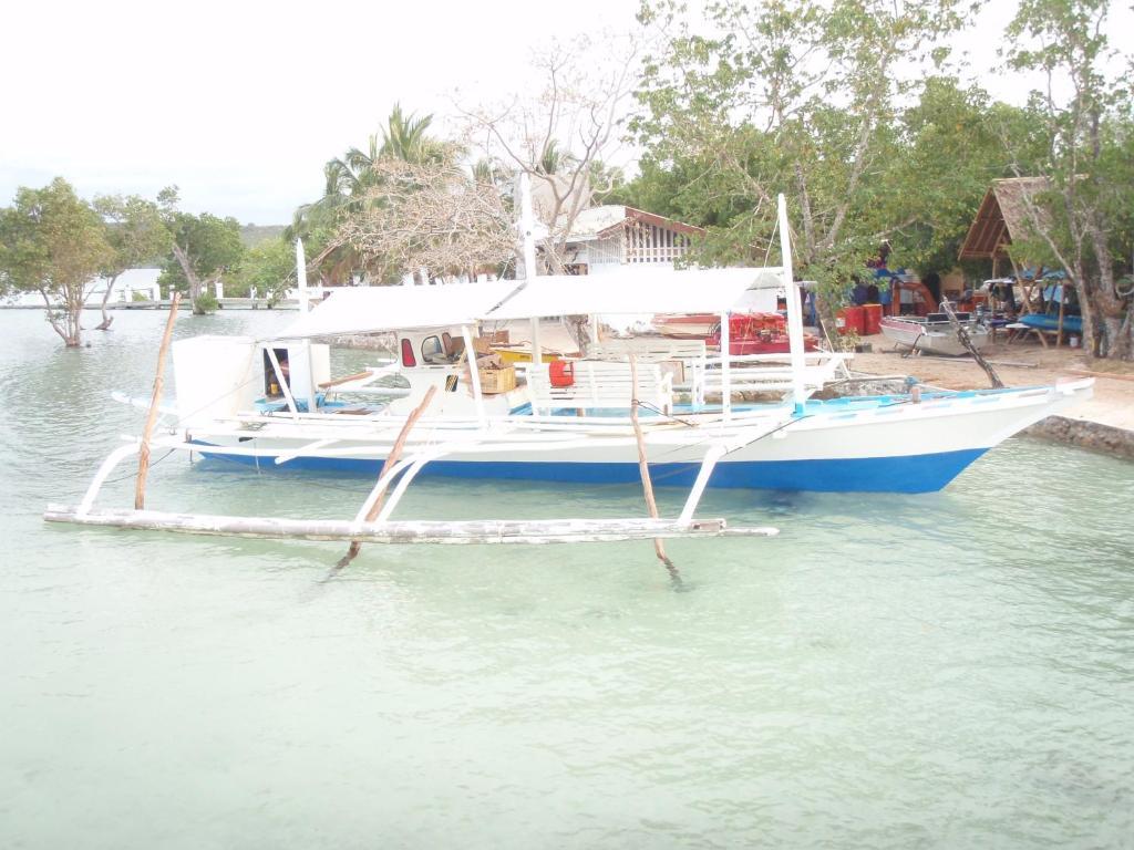 Coral Bay Beach And Dive Resort Busuanga Exteriör bild