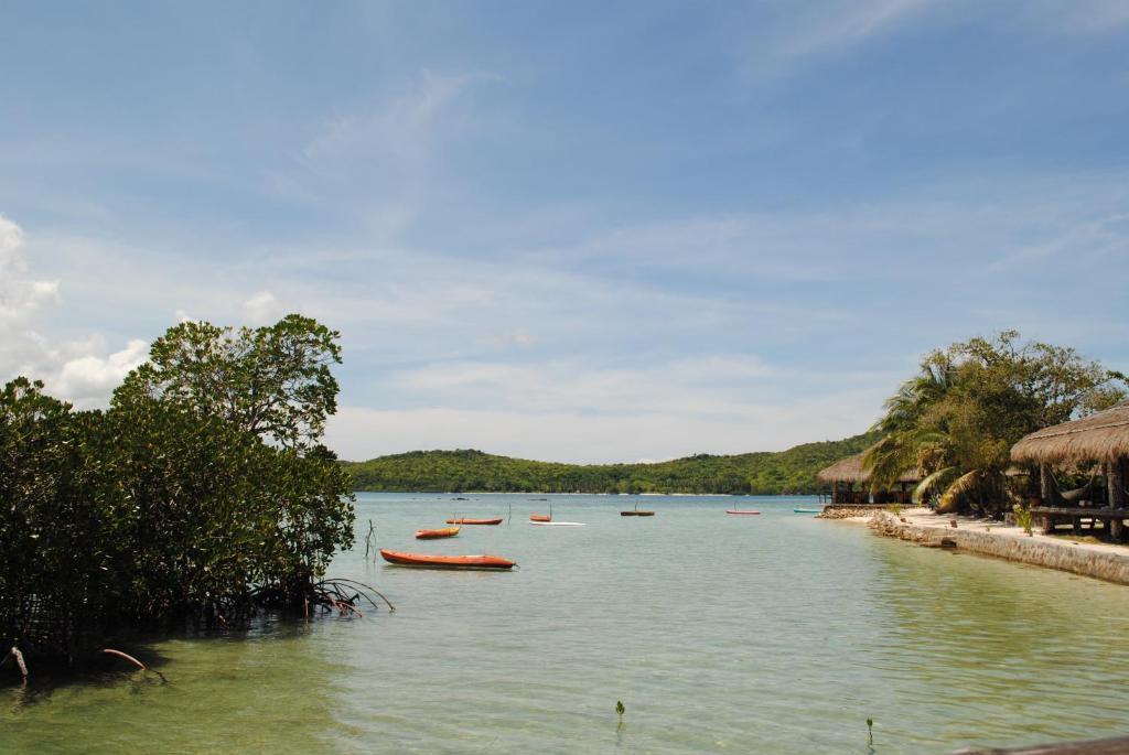 Coral Bay Beach And Dive Resort Busuanga Exteriör bild